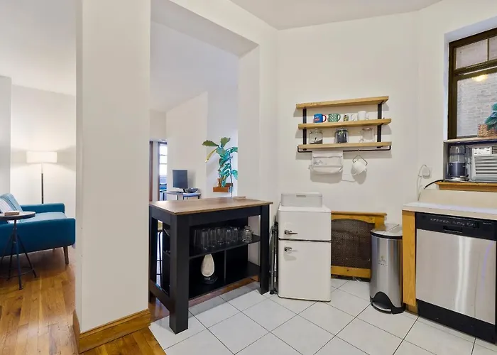 Central Living At Columbia University